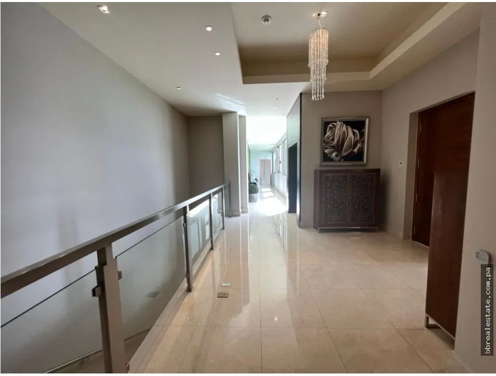 VENTA DE PENTHOUSE EN SANTA MARIA, PH SANTA MARIA COURT