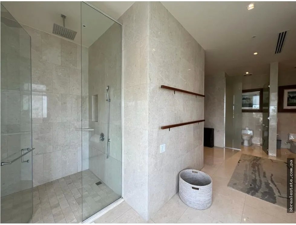 VENTA DE PENTHOUSE EN SANTA MARIA, PH SANTA MARIA COURT