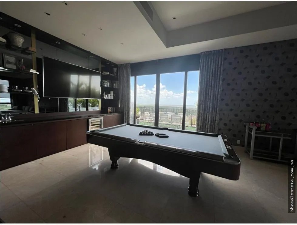 VENTA DE PENTHOUSE EN SANTA MARIA, PH SANTA MARIA COURT