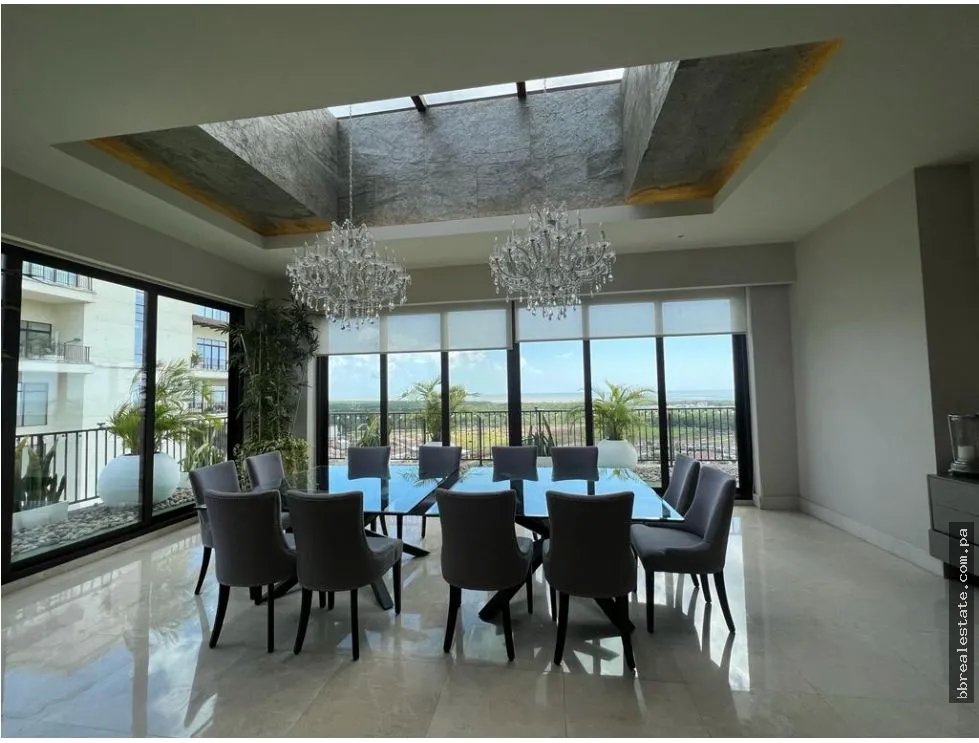VENTA DE PENTHOUSE EN SANTA MARIA, PH SANTA MARIA COURT