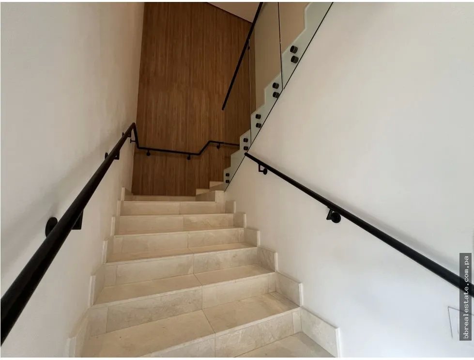 Apartment for sale in Santa Maria
