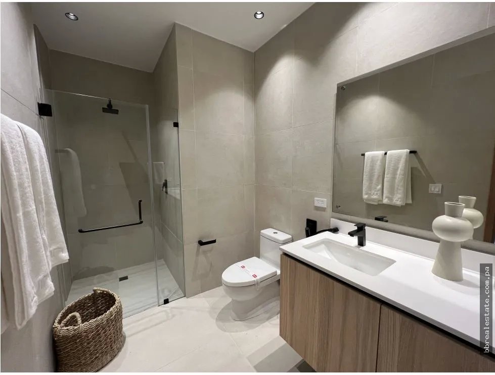Venta de apartamento en Santa María, Ph Oceana Residences