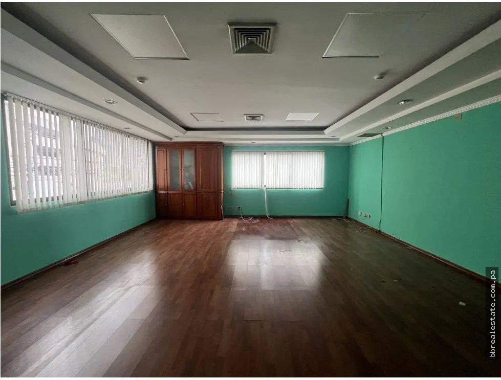 SE VENDE EDIFICIO EN COSTA DEL ESTE CON BODEGA