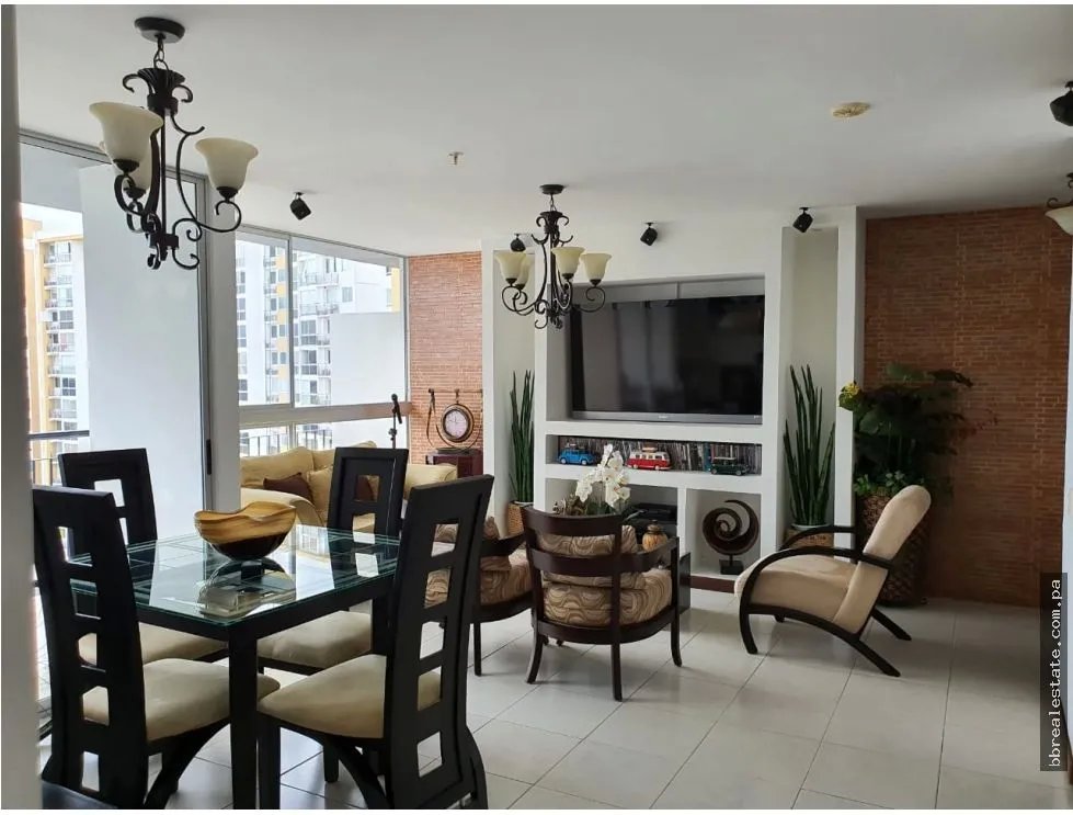 Apartment for sale in Tumba Muerto