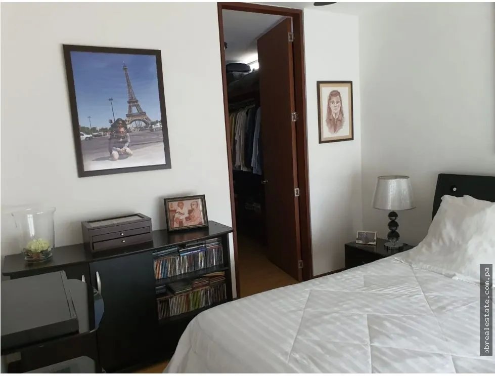 Apartment for sale in Tumba Muerto