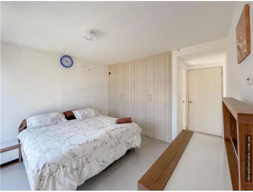 Apartment for sale in Coronado