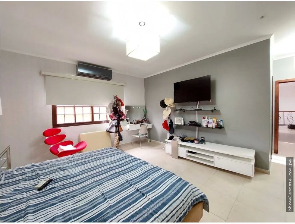 Se Vende Casa en Costa Sur, Residencial El Doral