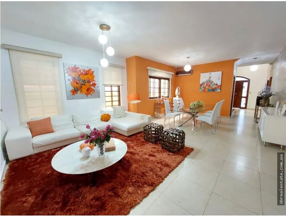 Se Vende Casa en Costa Sur, Residencial El Doral