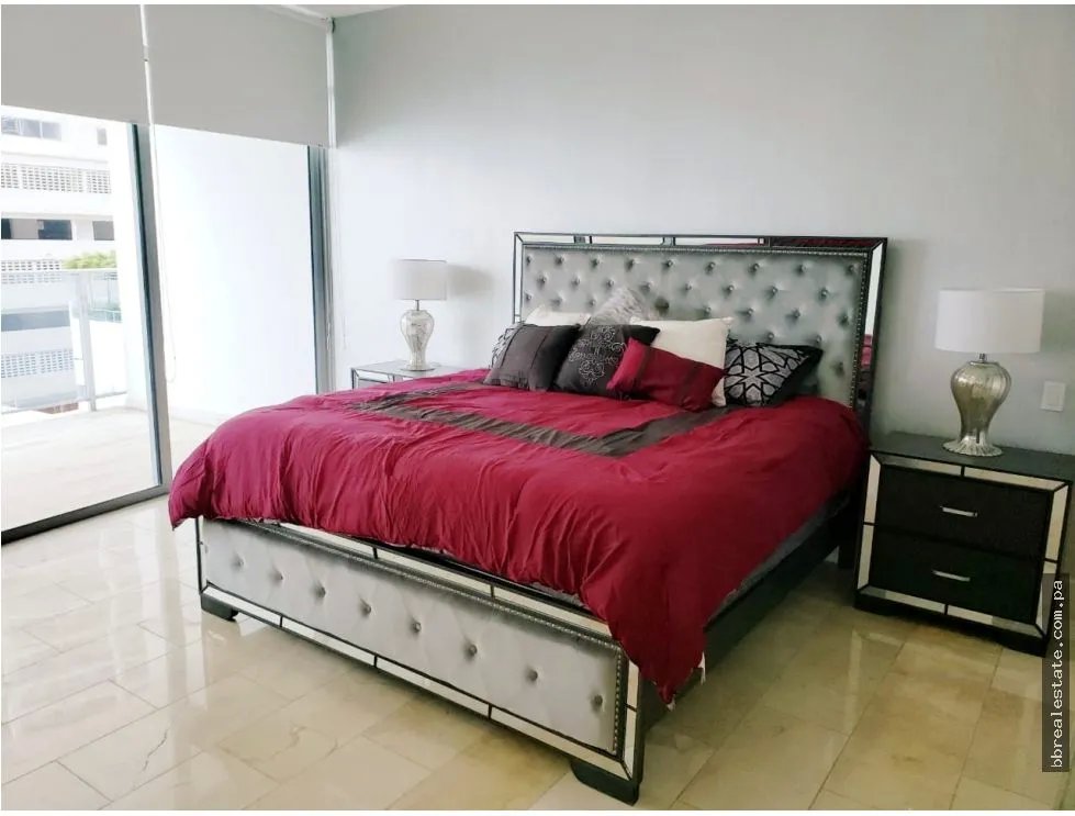 Apartment for sale in Punta Pacifica