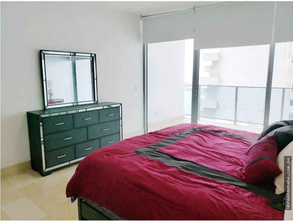 Apartment for sale in Punta Pacifica