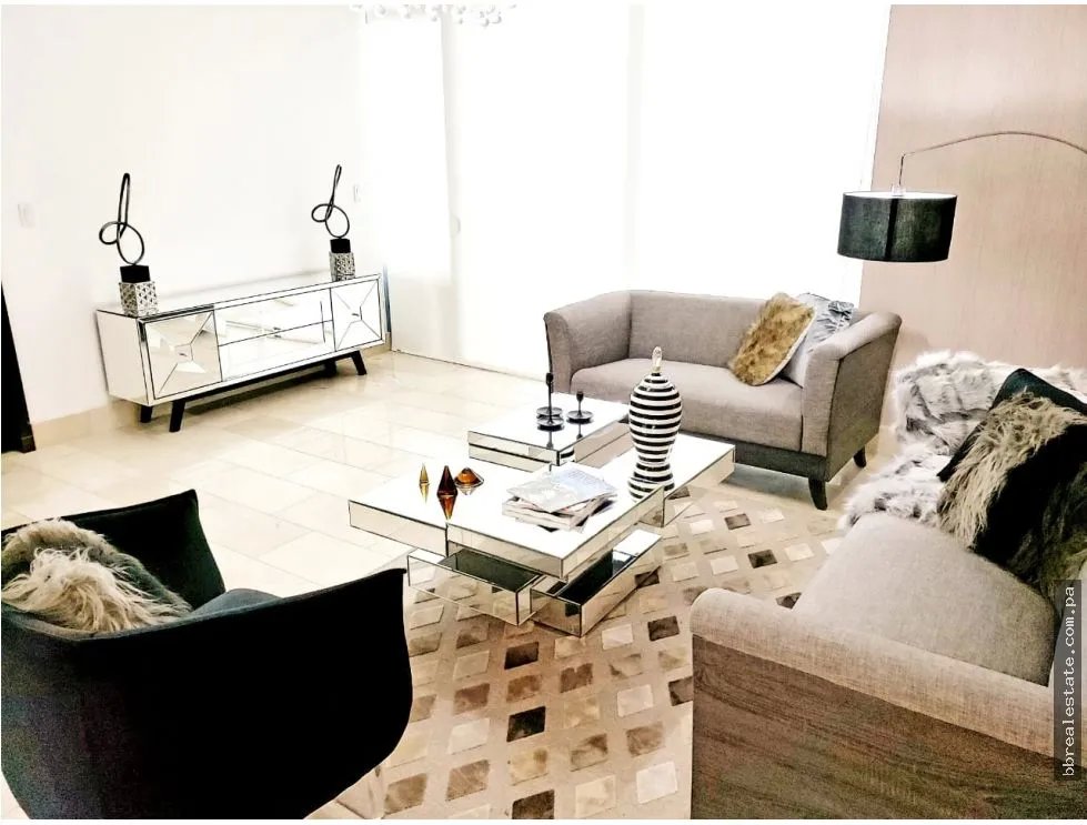 Apartment for sale in Punta Pacifica