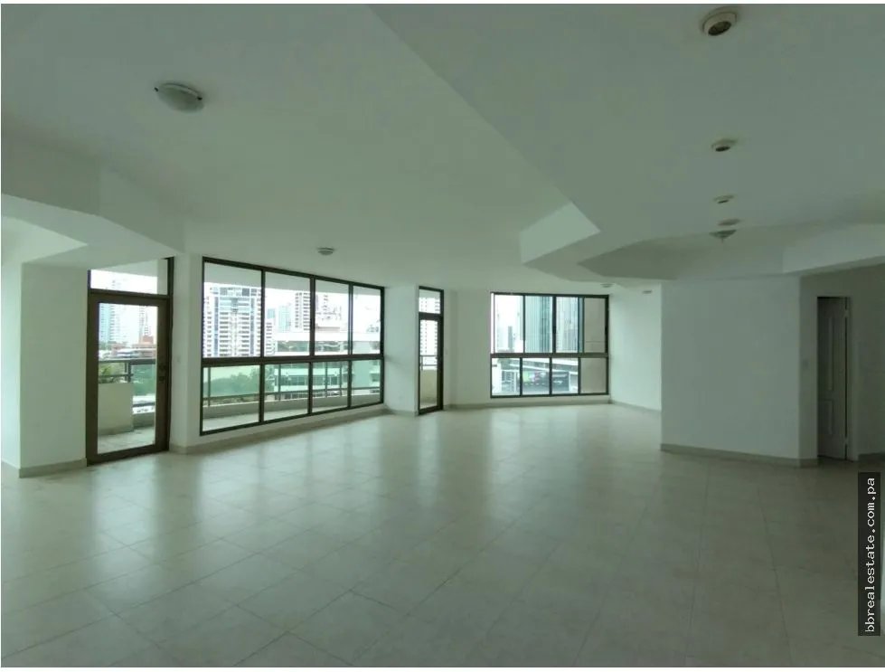 Apartment for sale in Punta Pacifica