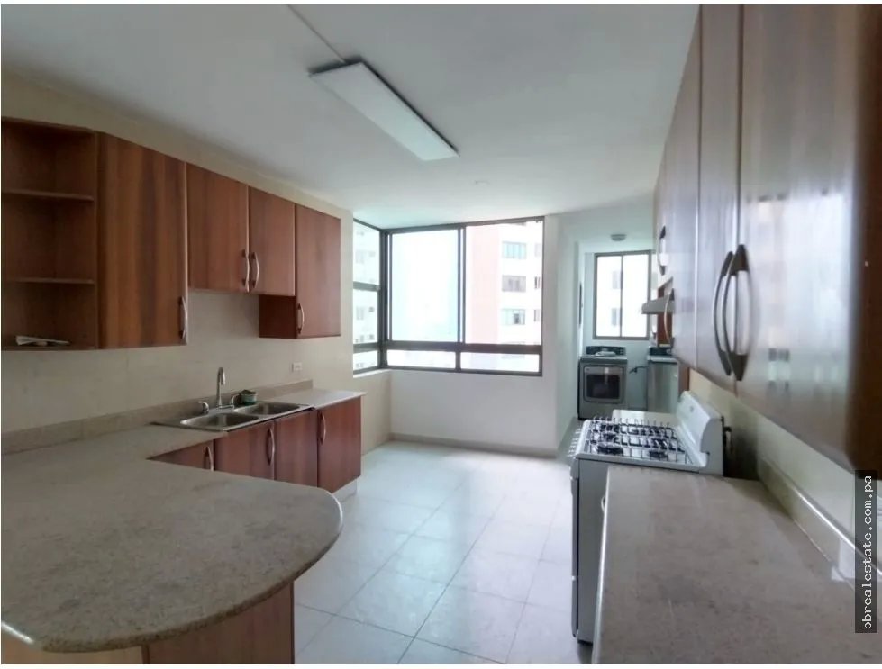 Apartment for sale in Punta Pacifica