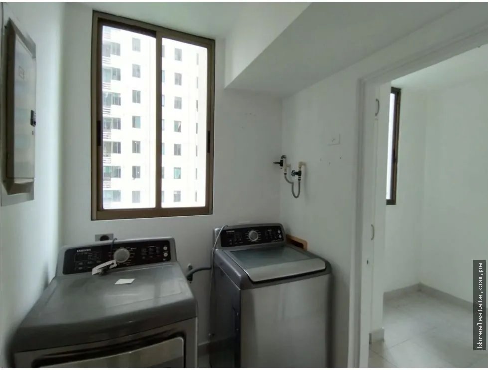 Apartment for sale in Punta Pacifica