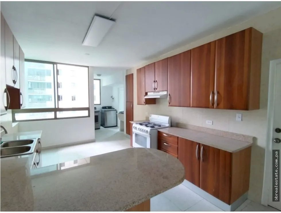 Se vende apartamento en Punta Pacifica, PH Ocean Park