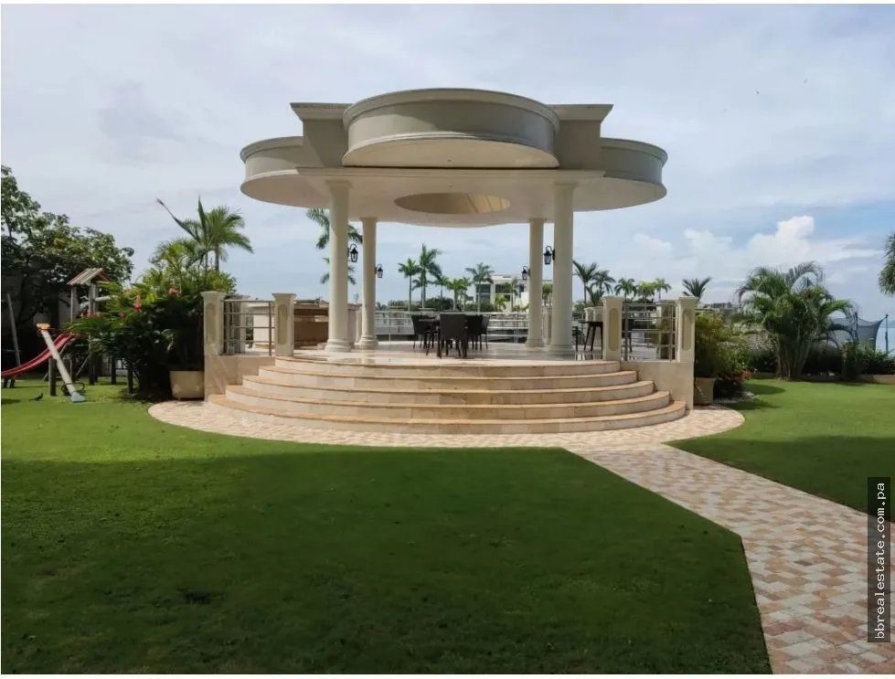 Apartment for rent in Punta Pacifica