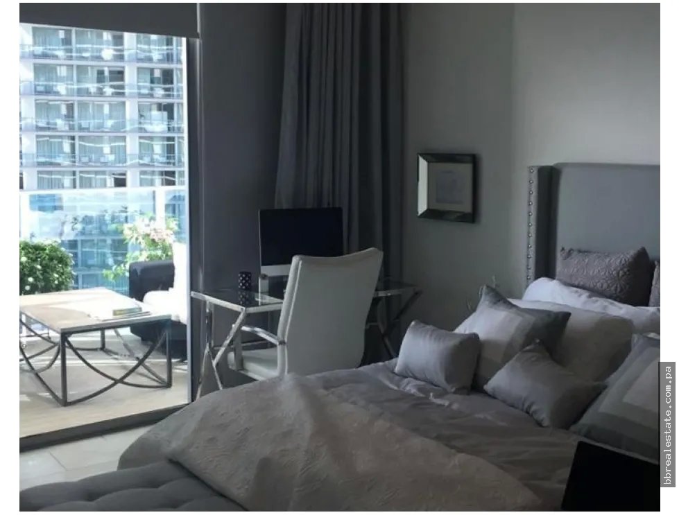 Apartment for sale in Punta Pacifica
