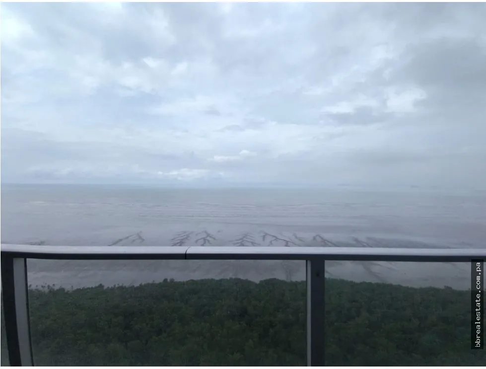 Apartment for sale in Costa del Este