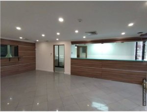 Se vende oficina en Obarrio
