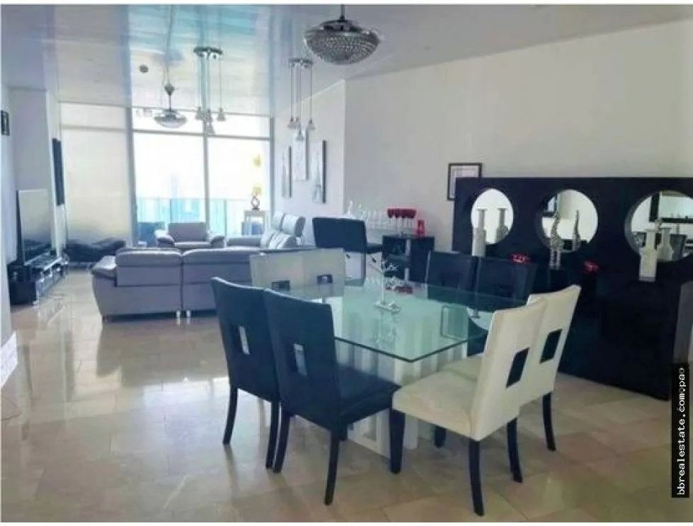 Apartment for sale in Punta Pacifica