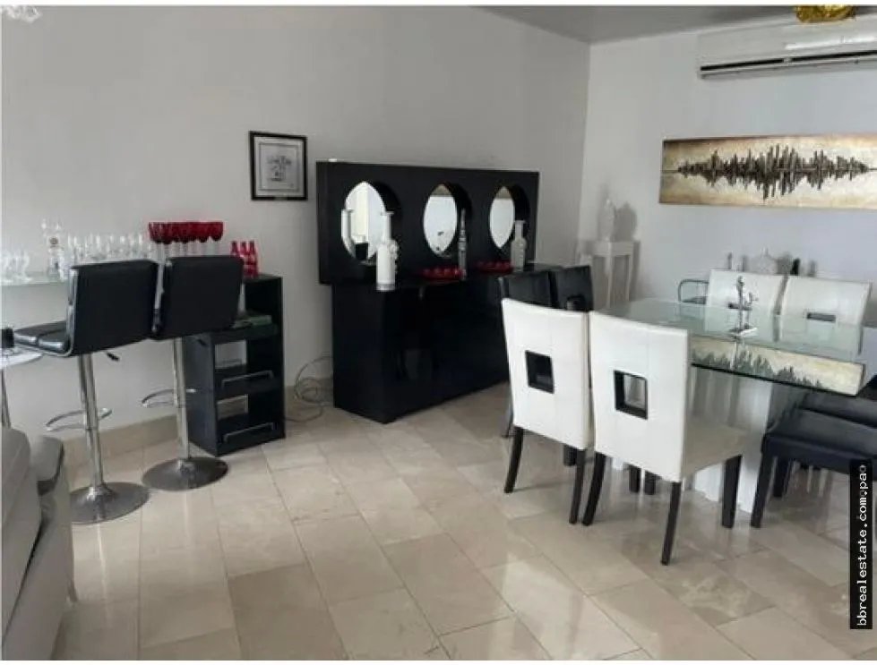 Apartment for sale in Punta Pacifica