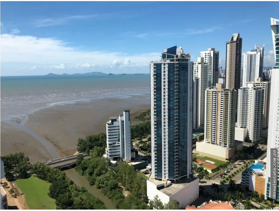 Se Alquila Apartamento en PH Aria, Costa Del Este
