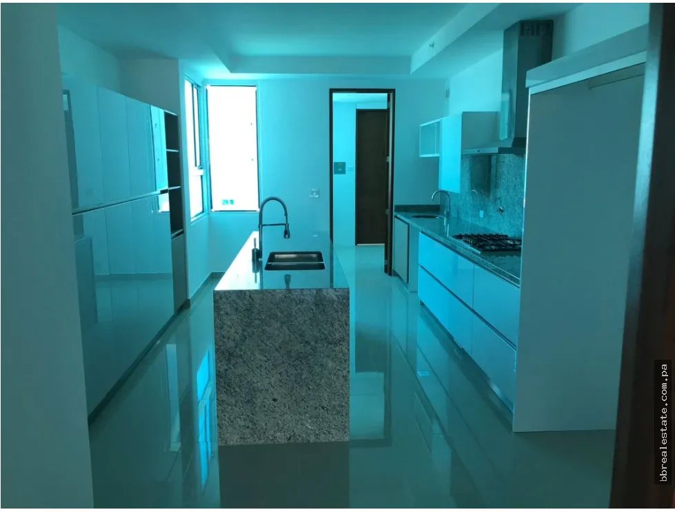 Se Alquila Apartamento en PH Aria, Costa Del Este