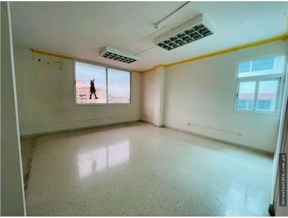 Se alquila edificio comercial, La Alameda