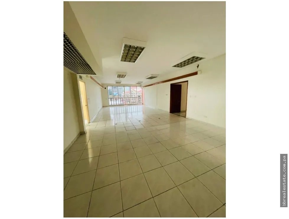 Se alquila edificio comercial, La Alameda