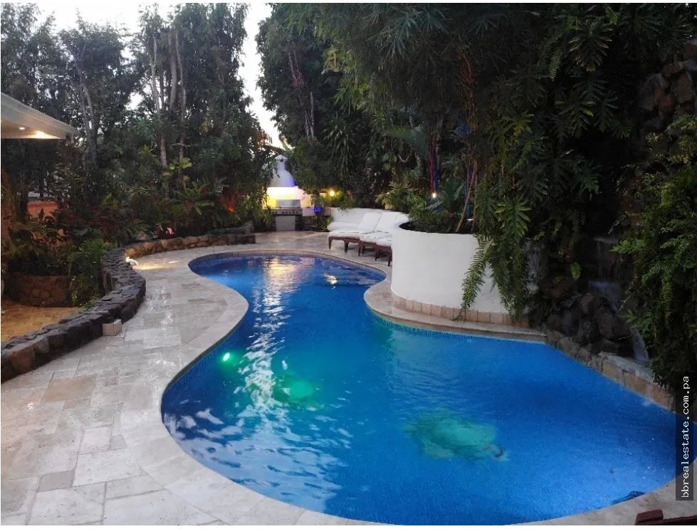 Duplex for sale in La Loma