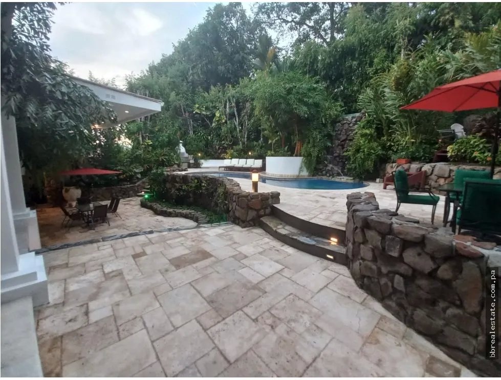 Duplex for sale in La Loma