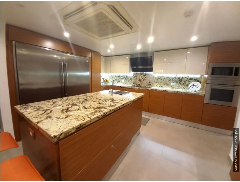 Duplex for sale in La Loma