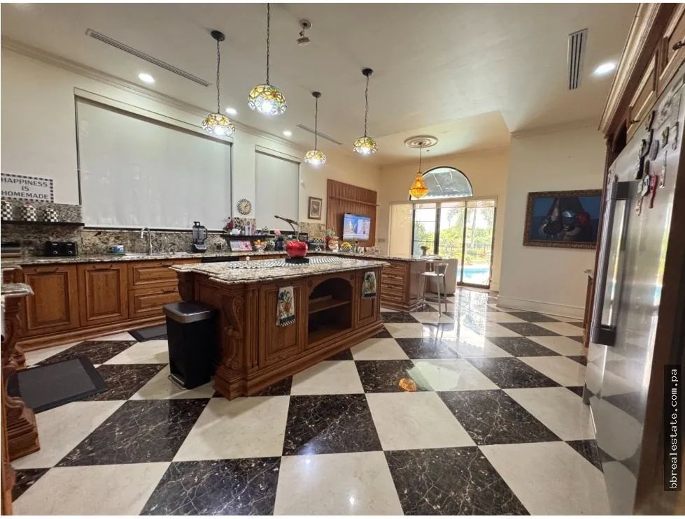 Venta de Mansión en Island Estates, Santa Maria