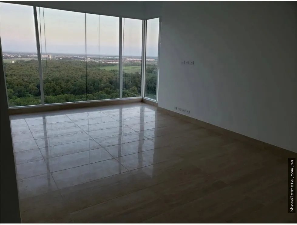 Se vende apartamento en Santa María, Ph Solana