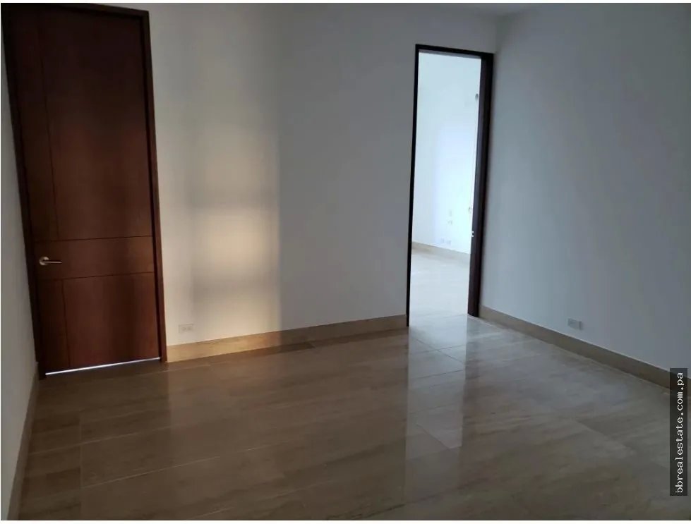 Se vende apartamento en Santa María, Ph Solana