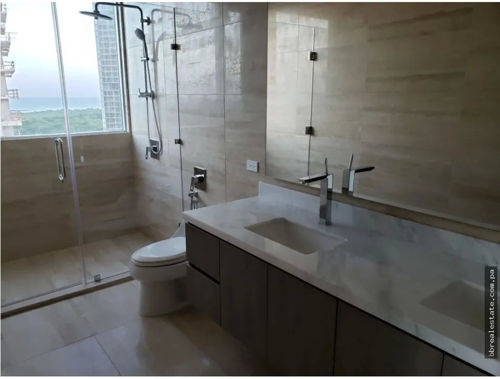 Se vende apartamento en Santa María, Ph Solana