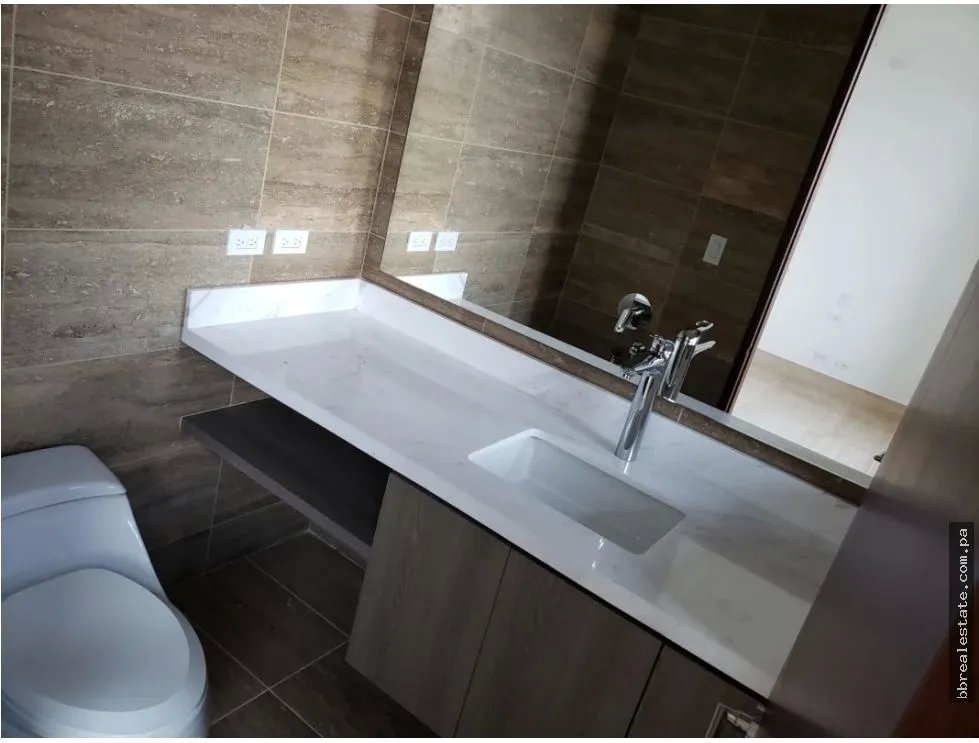 Se vende apartamento en Santa María, Ph Solana
