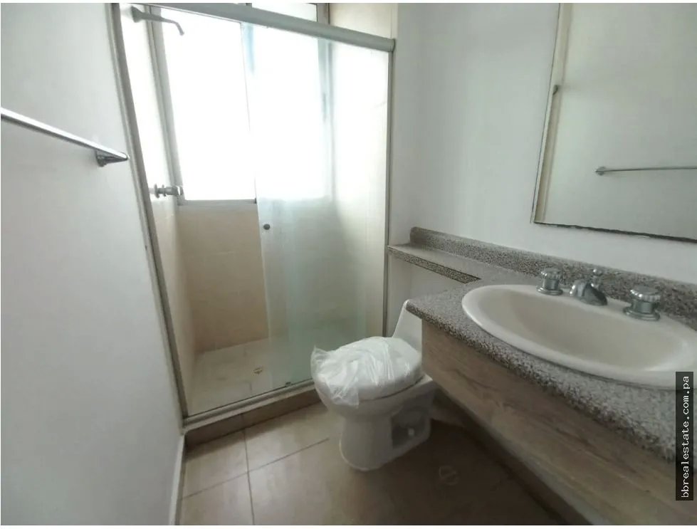 Se vende apartamento en San Francisco, Ph Terrasol