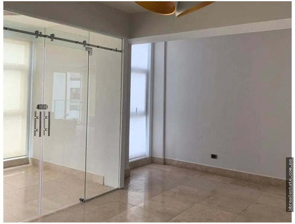 Apartment for sale in Punta Pacifica