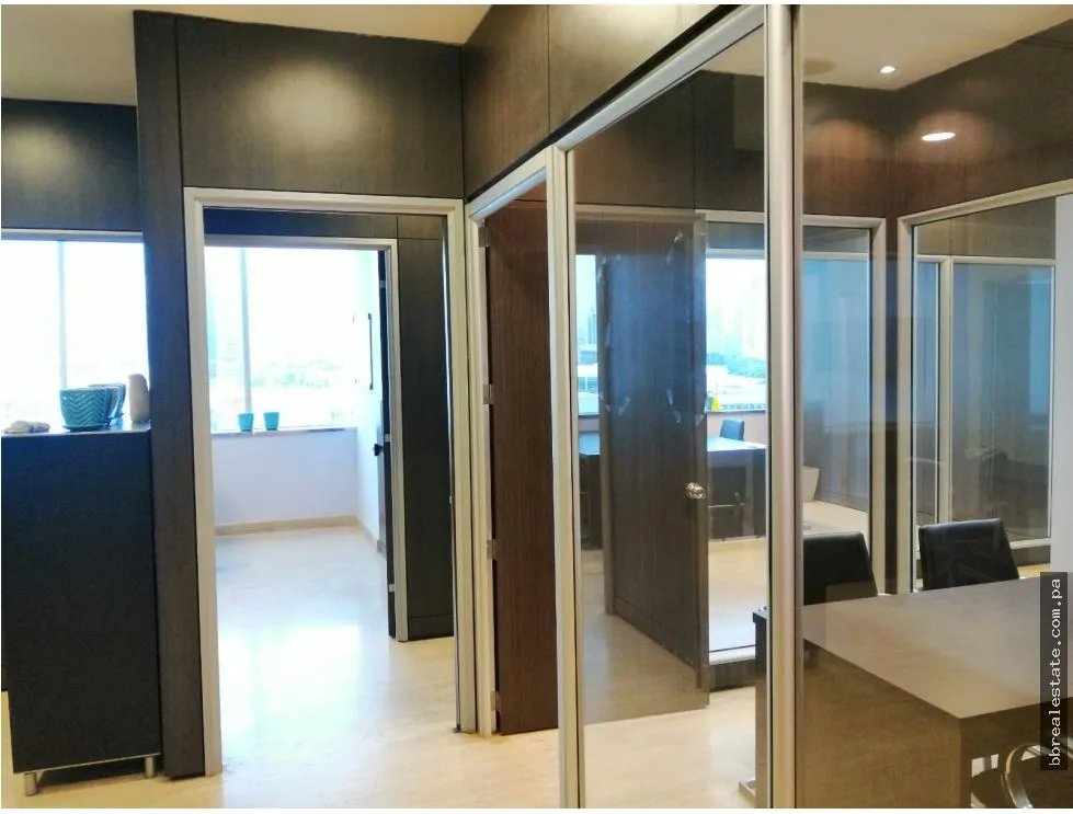 Se vende oficina en Punta Pacífica, Torre De Las Américas