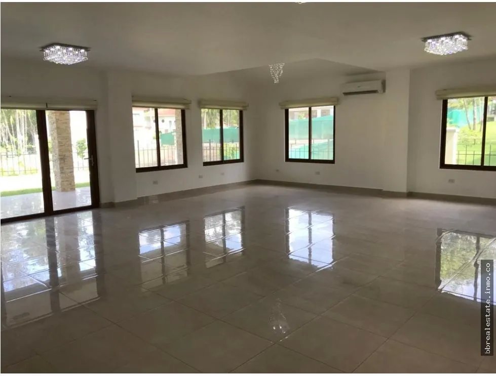 Single Family House for rent in Clayton