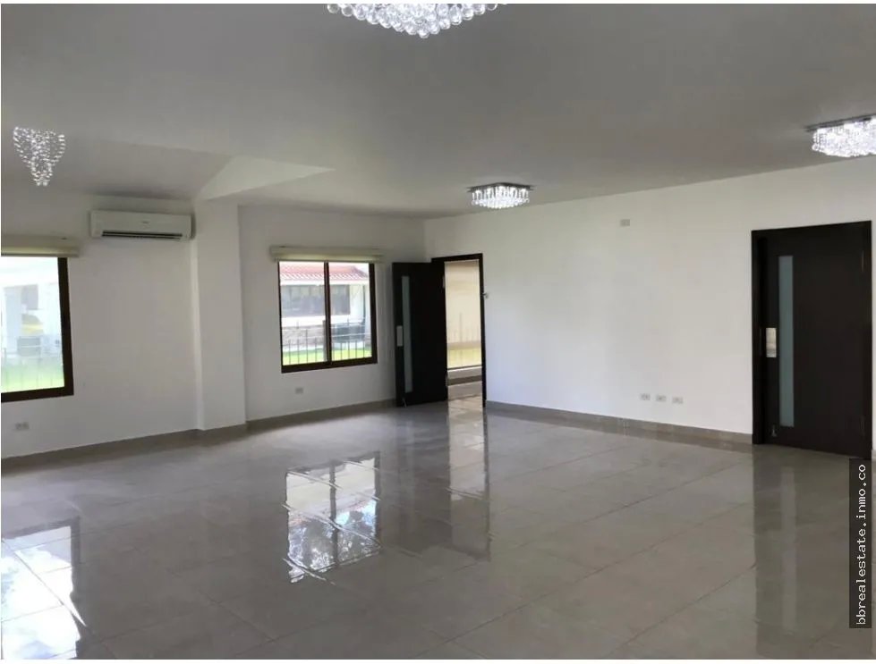 Single Family House for rent in Clayton