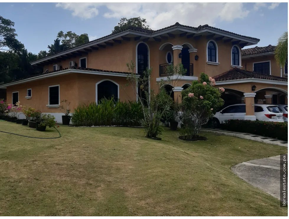 Single Family House for sale in Clayton