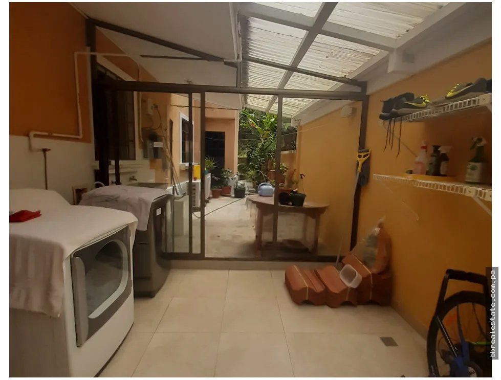 Single Family House for sale in Clayton