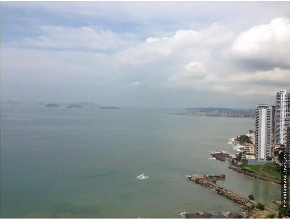 Apartment for sale in Punta Pacifica