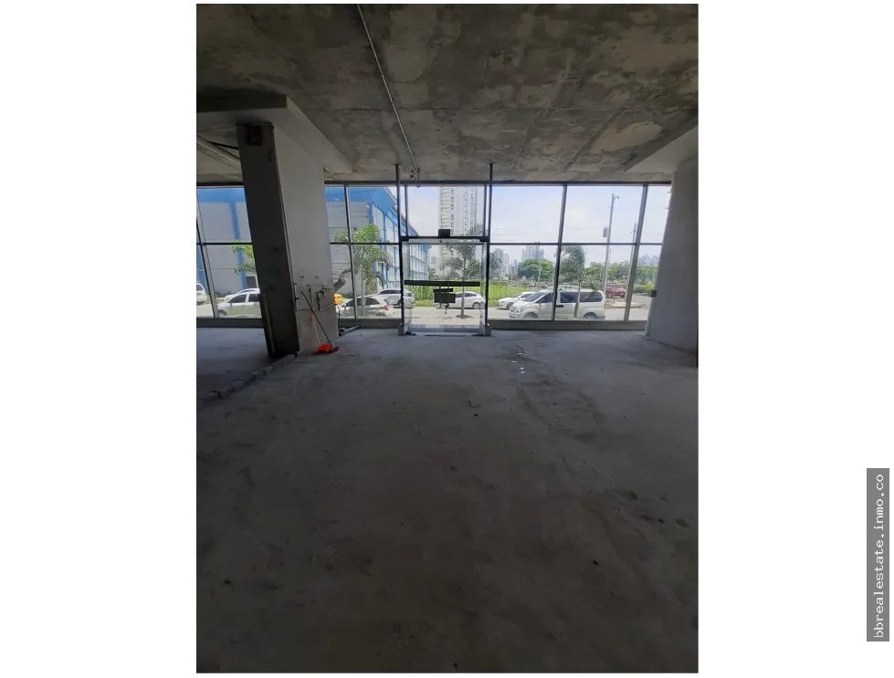 ALQUILER LOCAL COMERCIAL AV BALBOA NEGOCIABLE