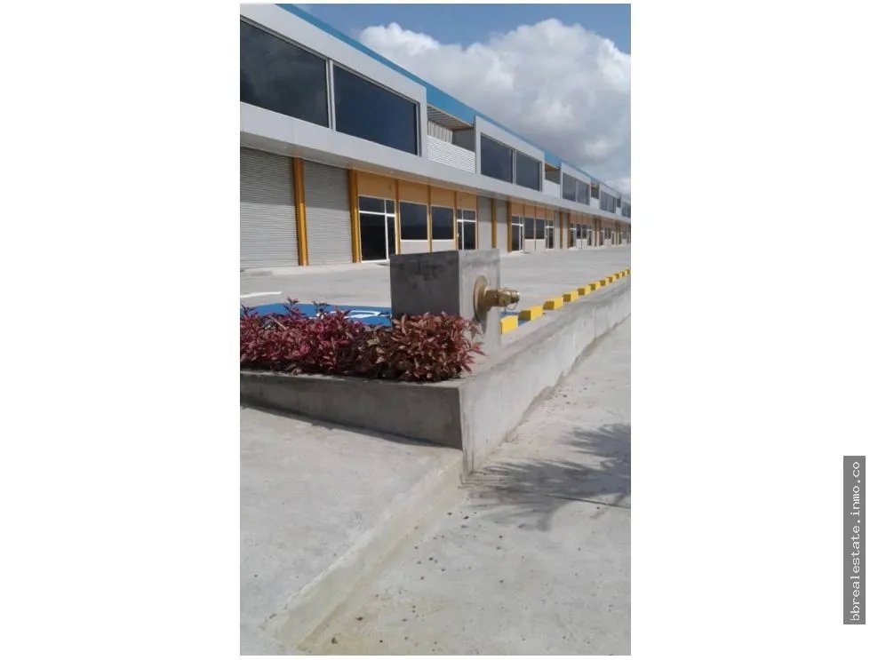 VENTA OFIGALERAS