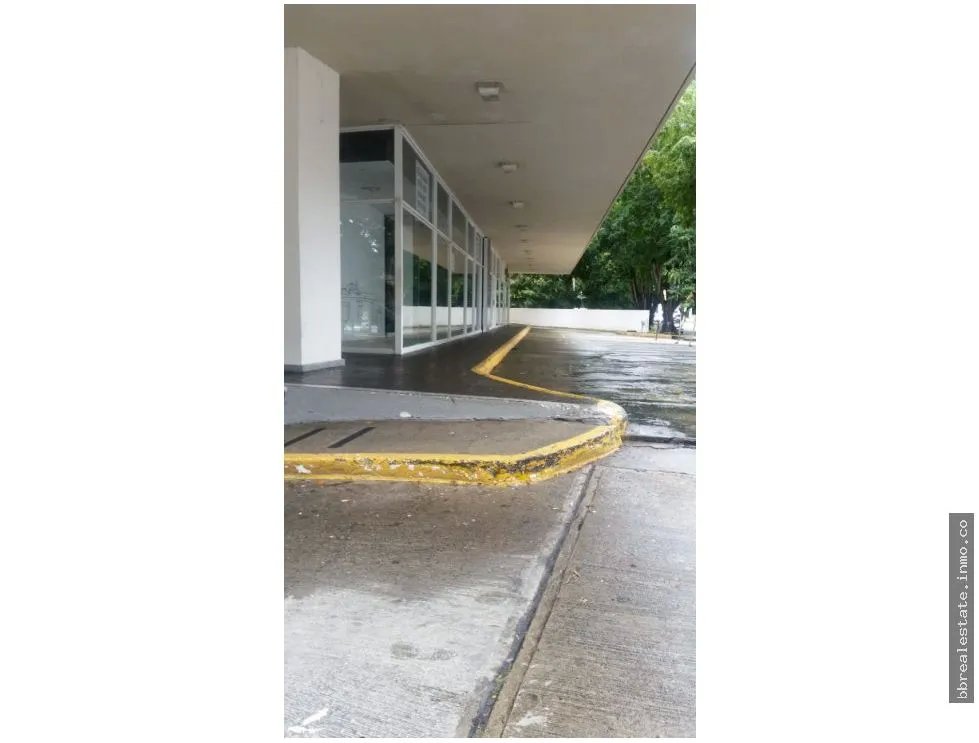 VENTA LOCALES COMERCIALES EN OBARRIO