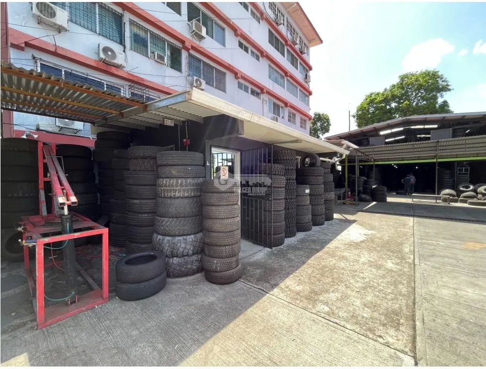 Commercial Space for sale in Parque Lefevre