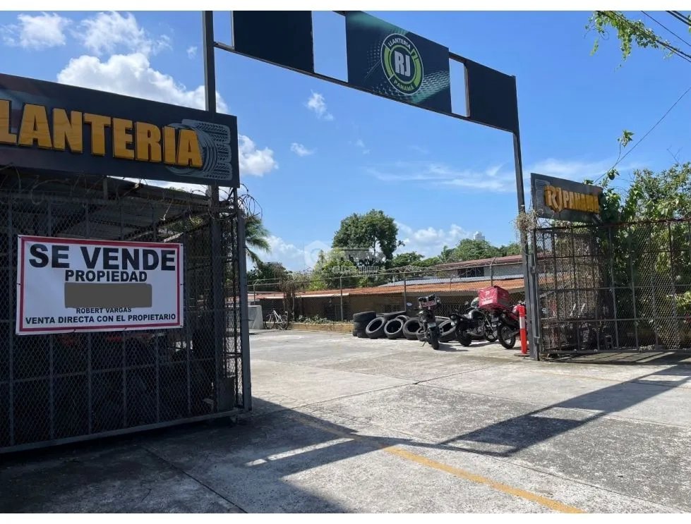 Commercial Space for sale in Parque Lefevre